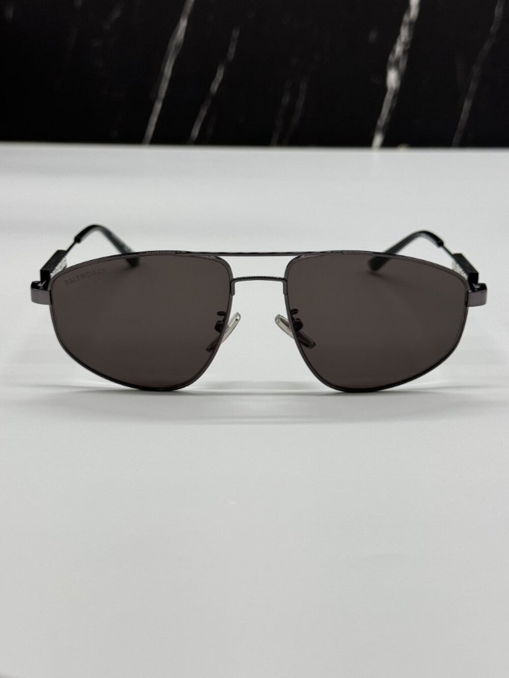 NEW BALENCIAGA BB0115S 001 BLACK PILOT UNISEX SUNGLASSES BALENCIAGA EYEWEAR - Picture 2 of 9
